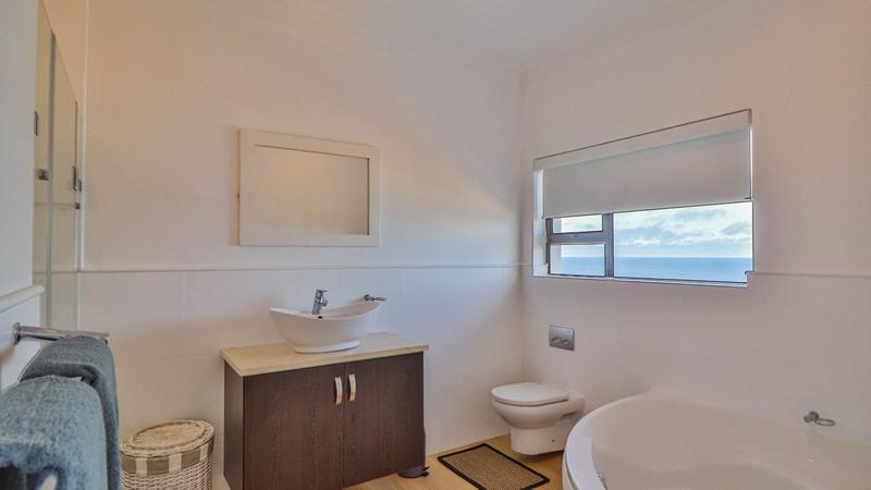 To Let 6 Bedroom Property for Rent in Pinnacle Point Golf Estate Western Cape